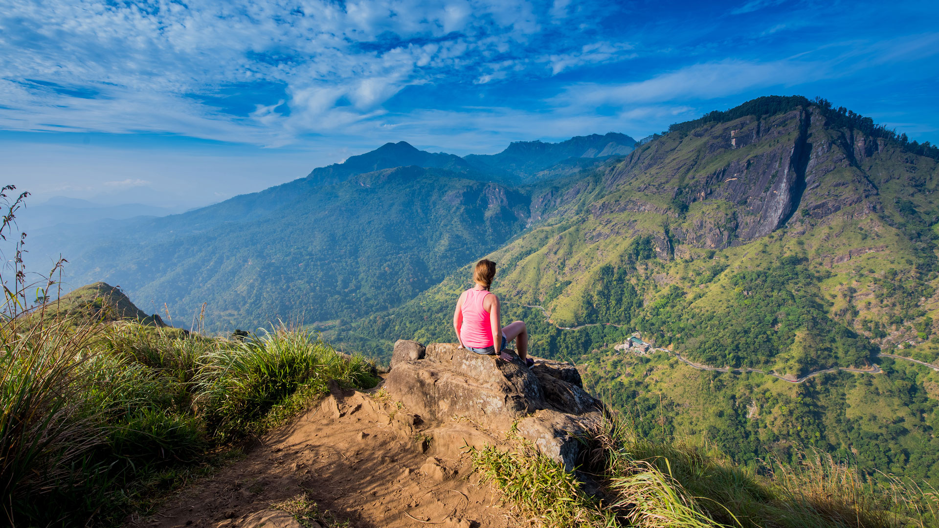 ella in srilanka Amago tours 